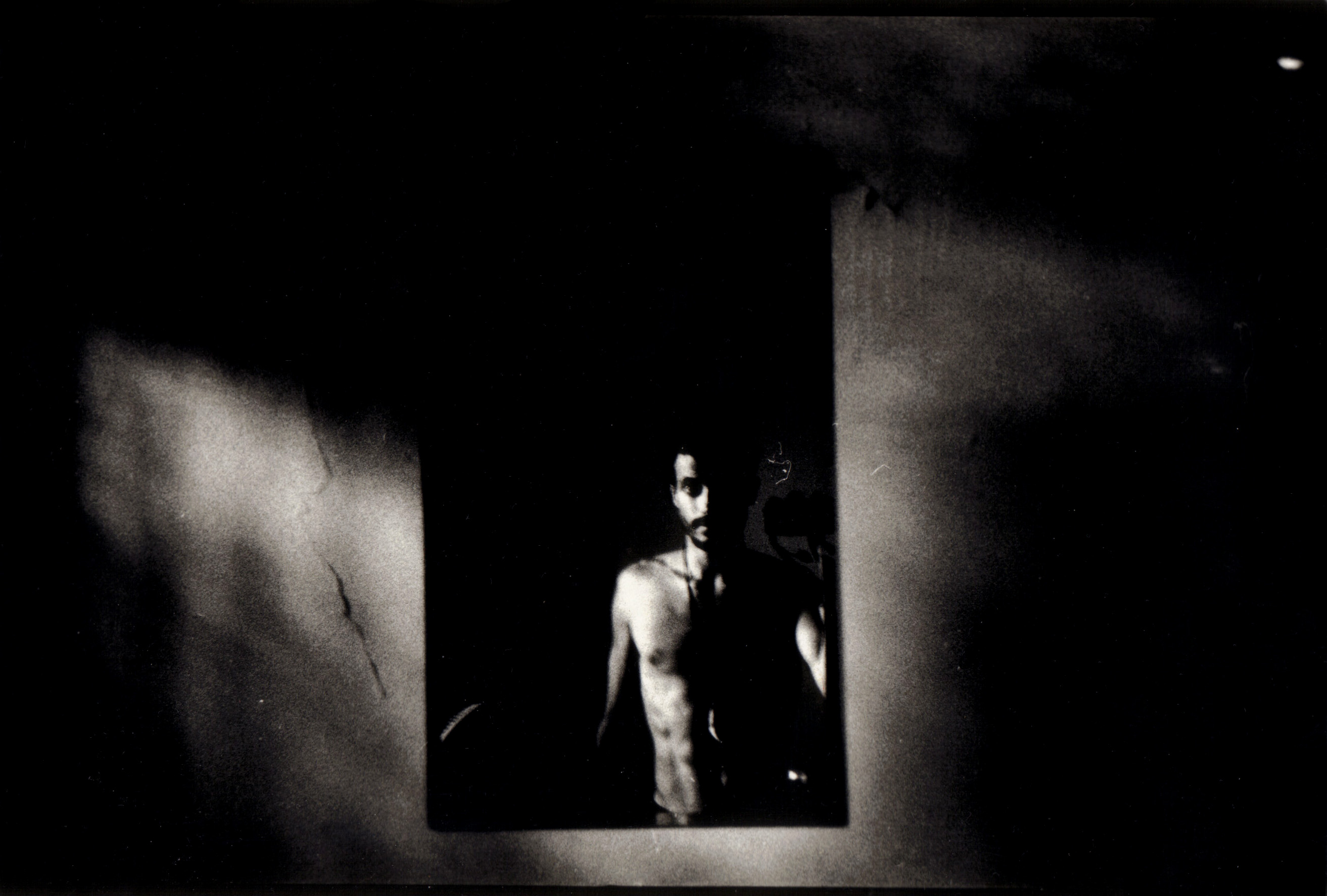 THE ESCAPE (CHINESE REQUIEM)