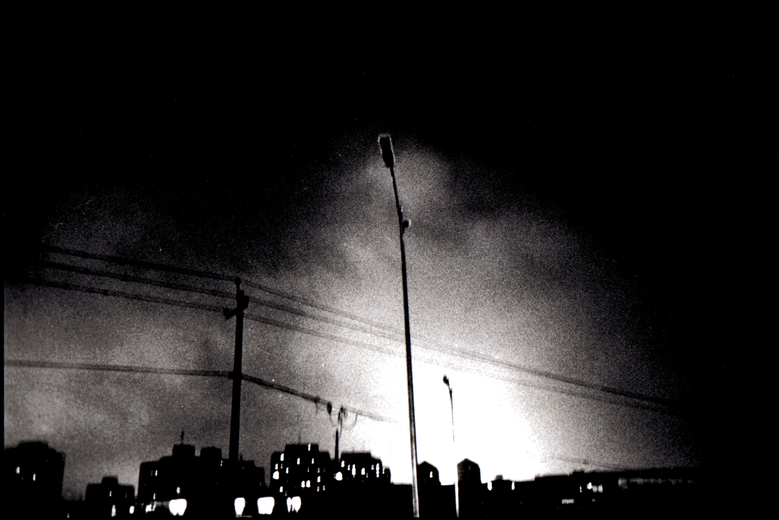 THE ESCAPE (CHINESE REQUIEM)