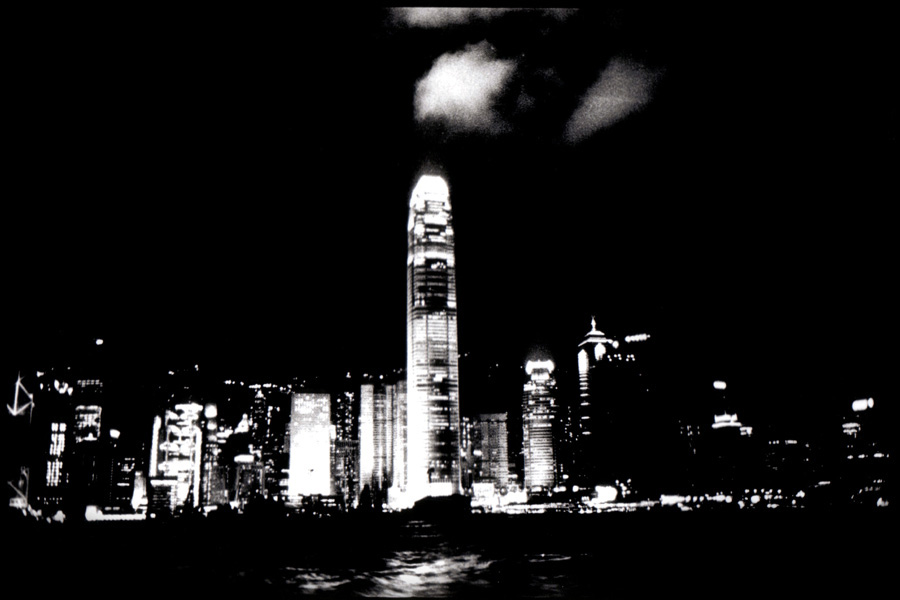 THE ESCAPE (CHINESE REQUIEM)