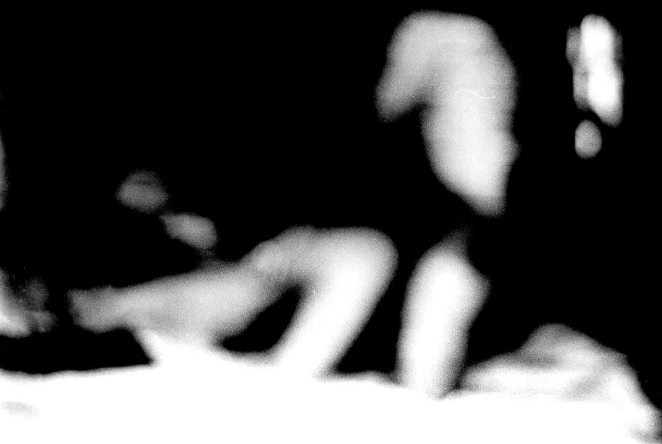 DU BRUIT DUR, LA NUIT