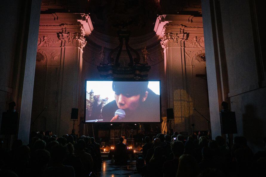 HATIS NOIT AT ELEVATE